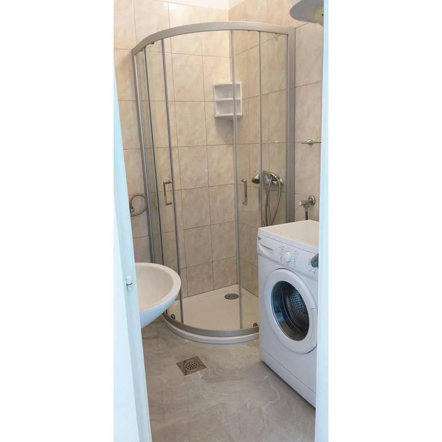Apartment Sara Трогир Екстериор снимка