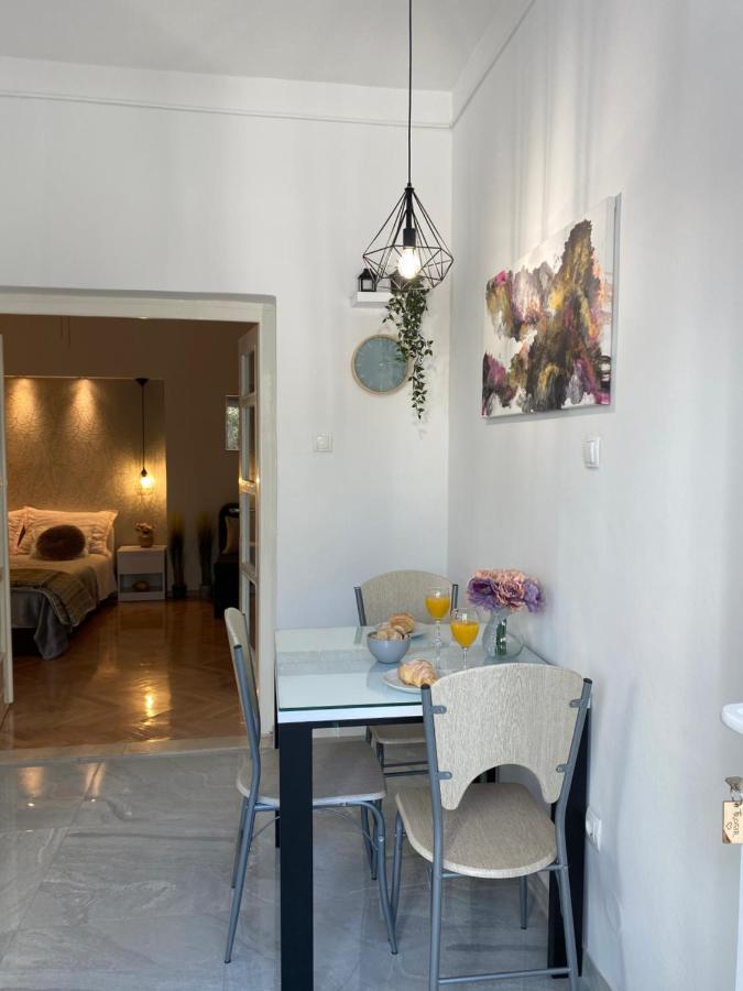 Apartment Sara Трогир Екстериор снимка